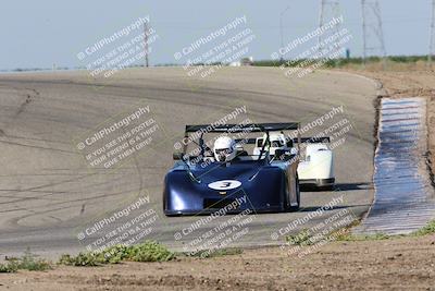 media/Apr-30-2022-CalClub SCCA (Sat) [[98b58ad398]]/Group 6/Race (Outside Grapevine)/